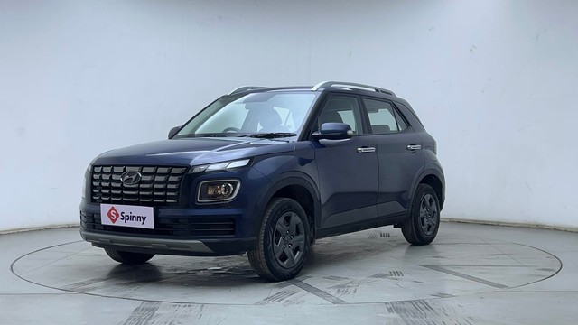 Second-hand 2023 Hyundai Venue SX for sale in Hyderabad-0