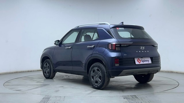 Second-hand 2023 Hyundai Venue SX for sale in Hyderabad-5