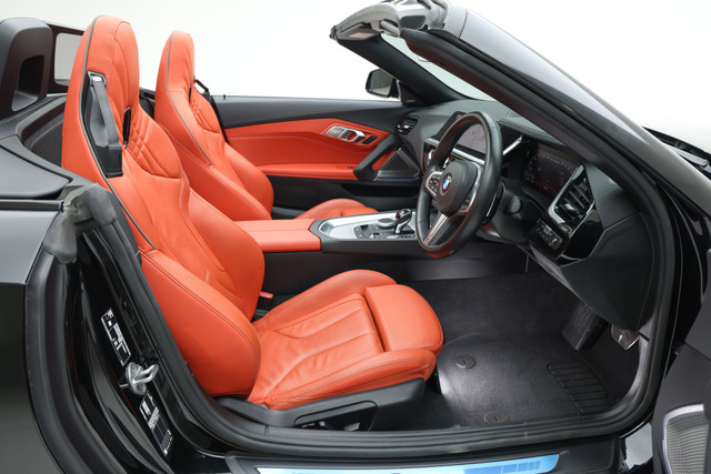 Second-hand 2024 BMW Z4 M40i for sale in Gurgaon-12