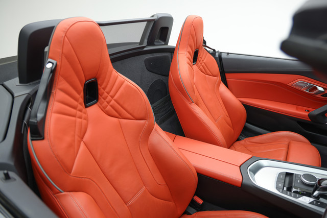 Second-hand 2024 BMW Z4 M40i for sale in Gurgaon-15