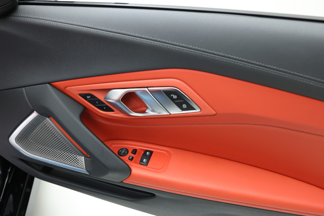 Second-hand 2024 BMW Z4 M40i for sale in Gurgaon-11