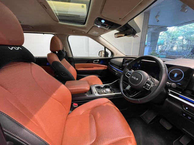 Second-hand 2024 Kia Carnival Limousine Plus for sale in Mumbai-4