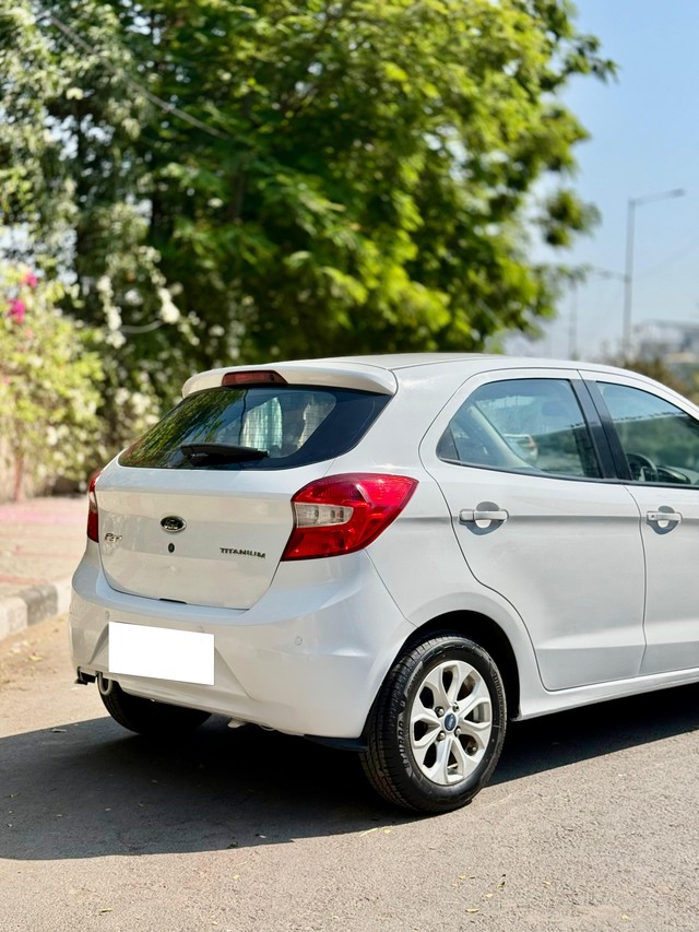 Second-hand 2016 Ford Figo 1.5P Titanium AT for sale in Surat-7