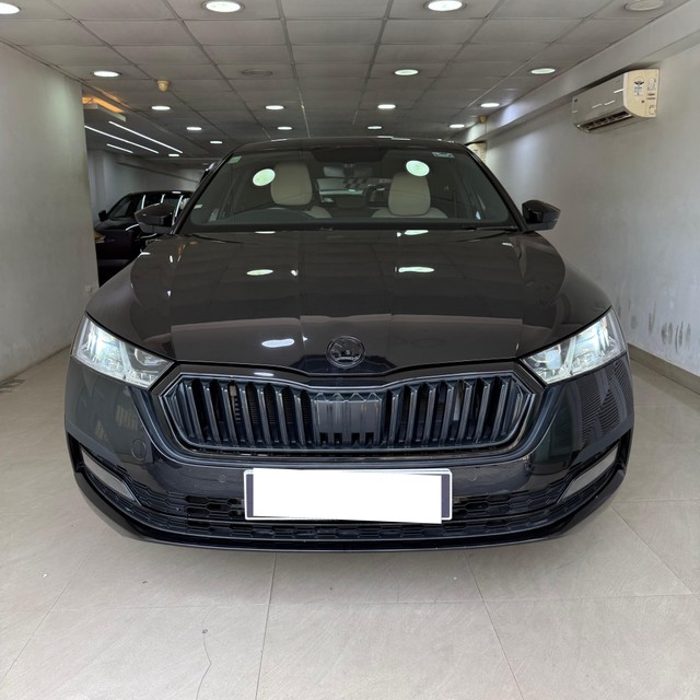 Skoda Octavia Laurin and Klement Second-hand 2022 Skoda Octavia Laurin and Klement for sale in Chennai-2