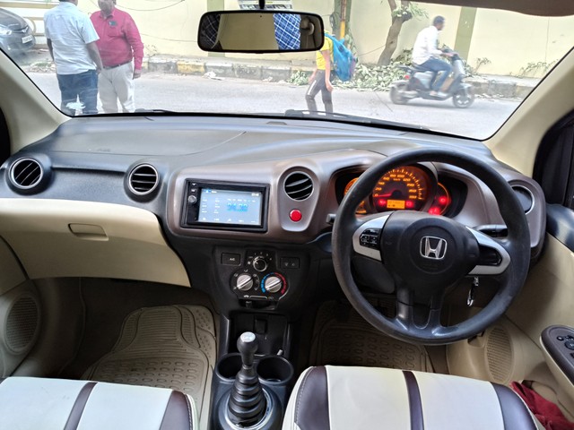 Second-hand 2013 Honda Amaze VX i-DTEC for sale in Hyderabad-6
