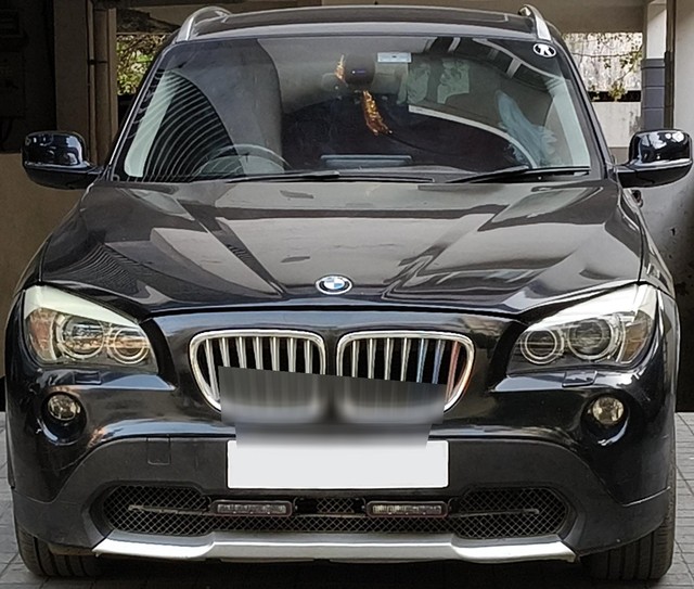 Second-hand 2011 BMW X1 sDrive20d for sale in Hyderabad-2