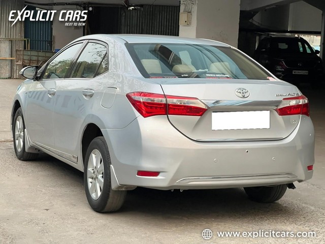Toyota Corolla Altis 1.8 J Second-hand 2014 Toyota Corolla Altis 1.8 J for sale in Kolkata-4