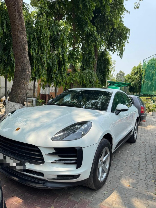 Porsche Macan Standard BSVI Second-hand 2021 Porsche Macan Standard BSVI for sale in New Delhi-3