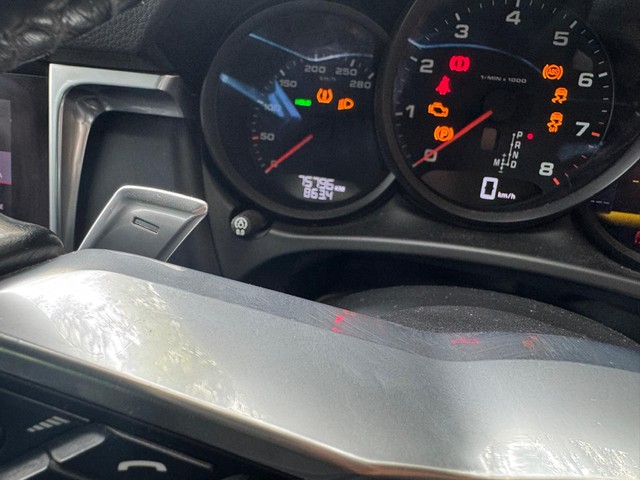 Porsche Macan Standard BSVI Second-hand 2021 Porsche Macan Standard BSVI for sale in New Delhi-6