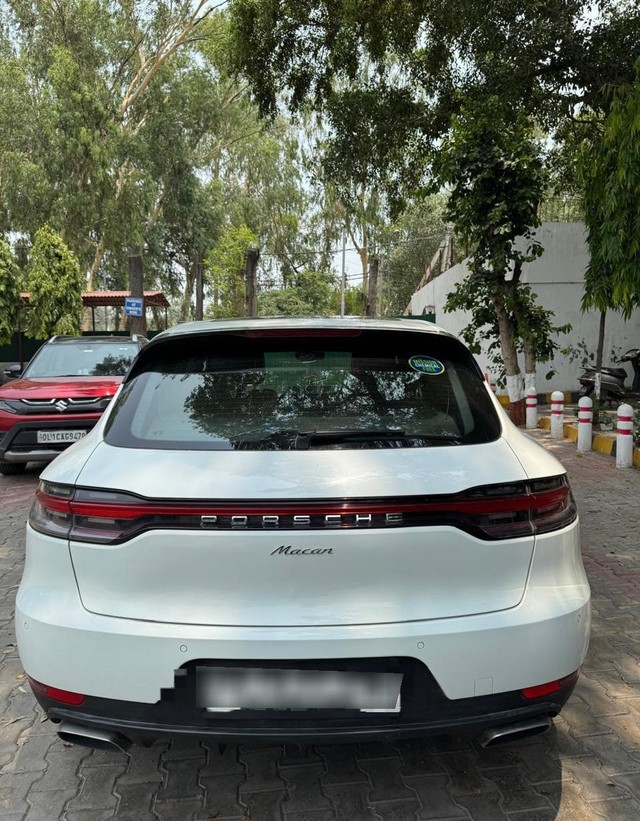 Porsche Macan Standard BSVI Second-hand 2021 Porsche Macan Standard BSVI for sale in New Delhi-2