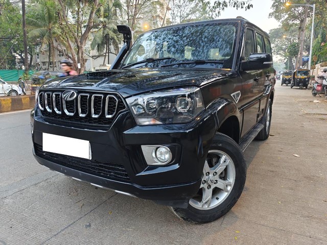 Mahindra Scorpio S11 4WD BSIV Second-hand 2018 Mahindra Scorpio S11 4WD BSIV for sale in Mumbai-14