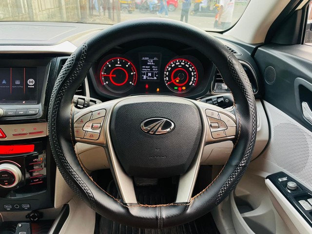 Second-hand 2020 Mahindra XUV300 W8 AMT Optional Diesel BSVI for sale in Mumbai-17