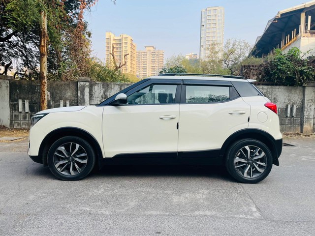 Second-hand 2020 Mahindra XUV300 W8 AMT Optional Diesel BSVI for sale in Mumbai-3