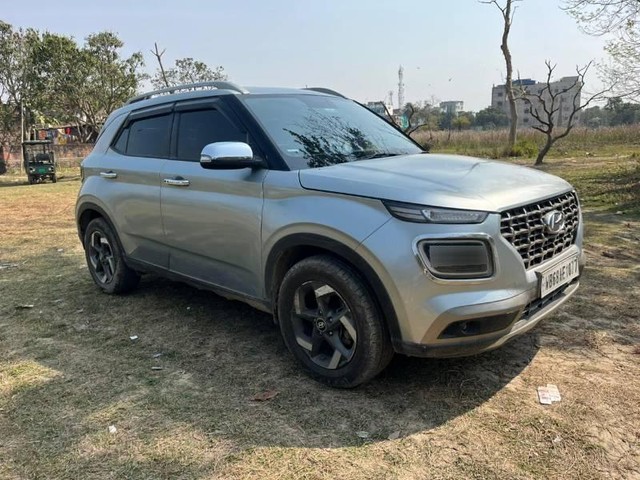 Second-hand 2020 Hyundai Venue S Turbo for sale in Maldah-6
