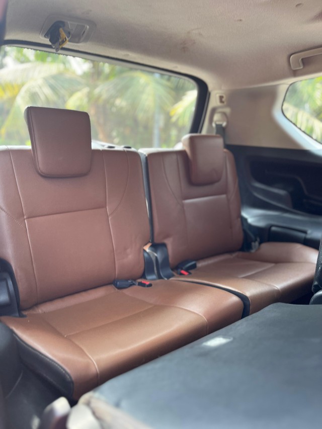 Second-hand 2016 Toyota Innova Crysta 2.8 ZX AT BSIV for sale in Mumbai-19