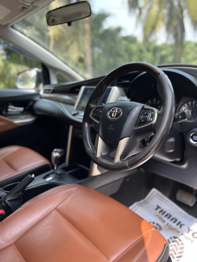 Second-hand 2016 Toyota Innova Crysta 2.8 ZX AT BSIV for sale in Mumbai-37