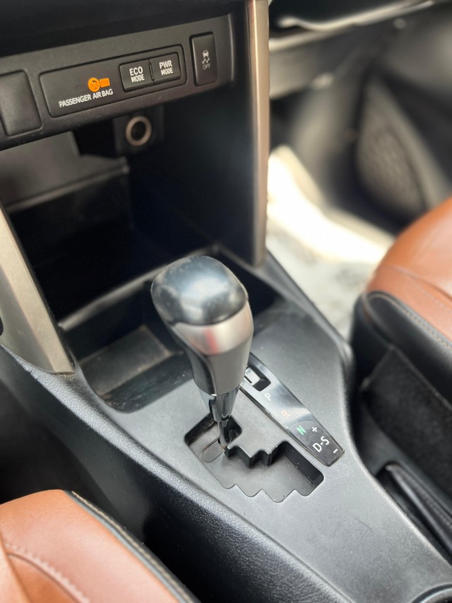 Second-hand 2016 Toyota Innova Crysta 2.8 ZX AT BSIV for sale in Mumbai-35