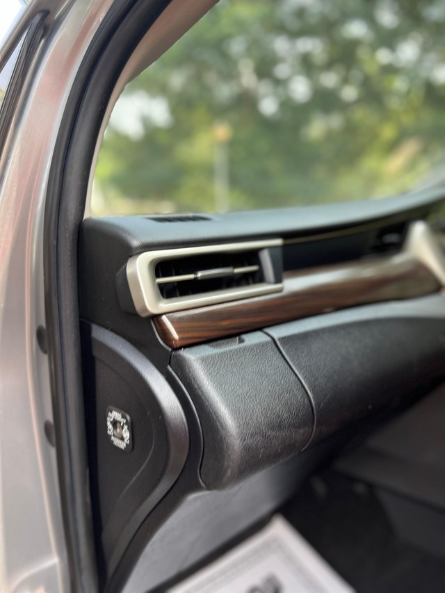 Second-hand 2016 Toyota Innova Crysta 2.8 ZX AT BSIV for sale in Mumbai-44