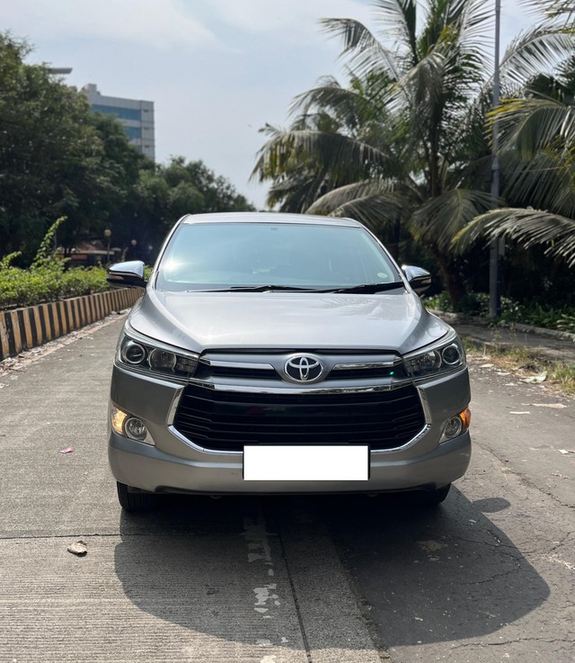 Second-hand 2016 Toyota Innova Crysta 2.8 ZX AT BSIV for sale in Mumbai-4