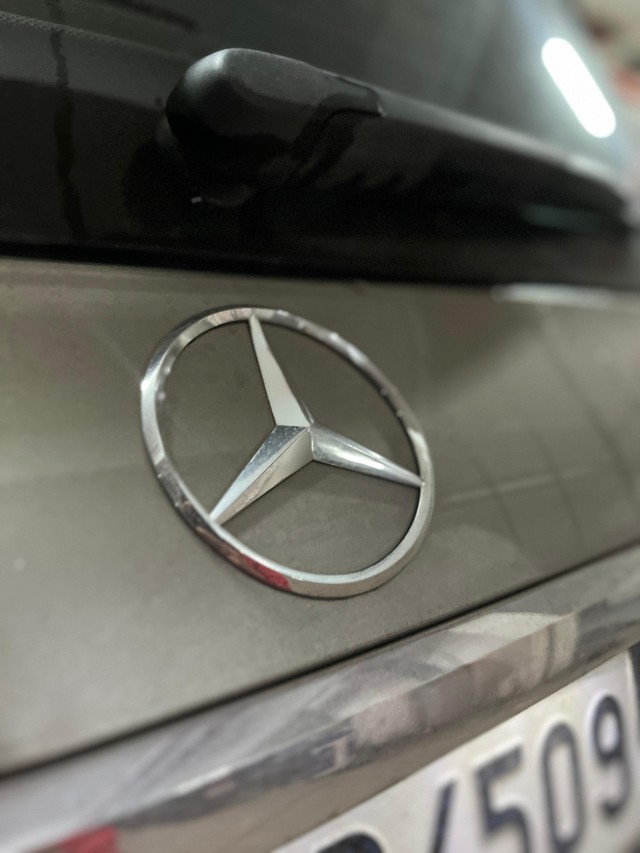 Mercedes-Benz GLS 400d 4MATIC Second-hand 2023 Mercedes-Benz GLS 400d 4MATIC for sale in Mumbai-33