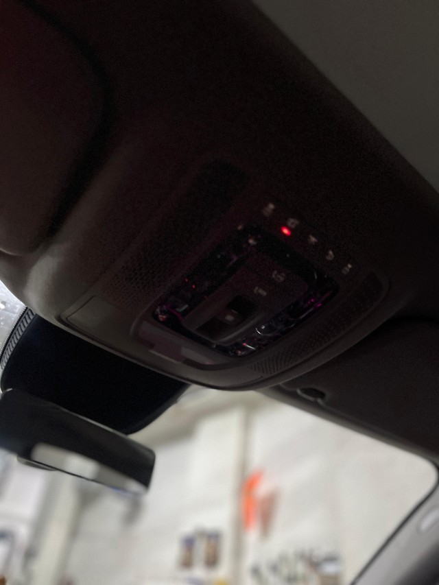 Mercedes-Benz GLS 400d 4MATIC Second-hand 2023 Mercedes-Benz GLS 400d 4MATIC for sale in Mumbai-39