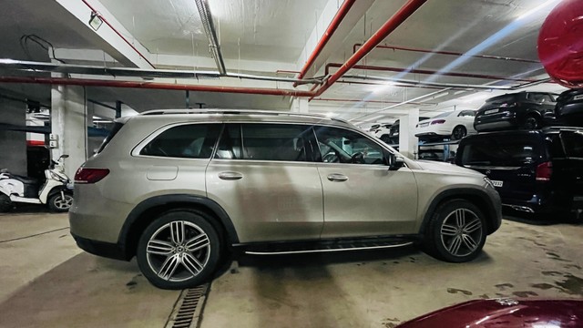 Mercedes-Benz GLS 400d 4MATIC Second-hand 2023 Mercedes-Benz GLS 400d 4MATIC for sale in Mumbai-41