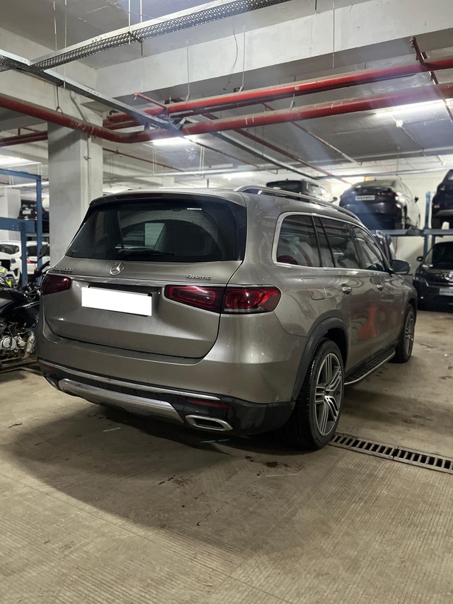 Mercedes-Benz GLS 400d 4MATIC Second-hand 2023 Mercedes-Benz GLS 400d 4MATIC for sale in Mumbai-30