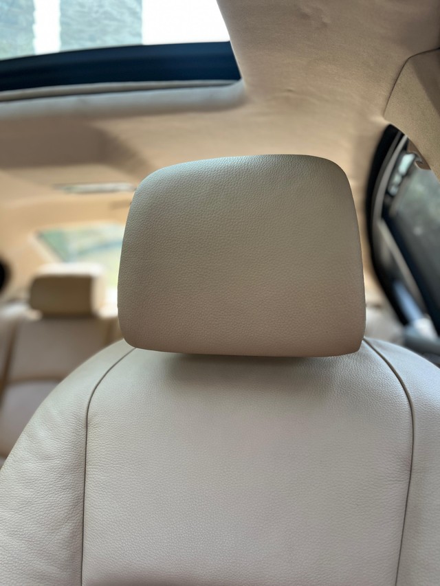 Second-hand 2014 BMW 5 Series 520d Luxury Line for sale in Mumbai-35