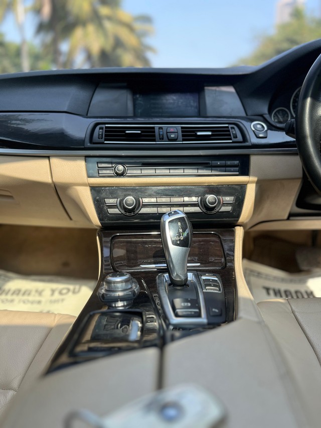 Second-hand 2014 BMW 5 Series 520d Luxury Line for sale in Mumbai-21