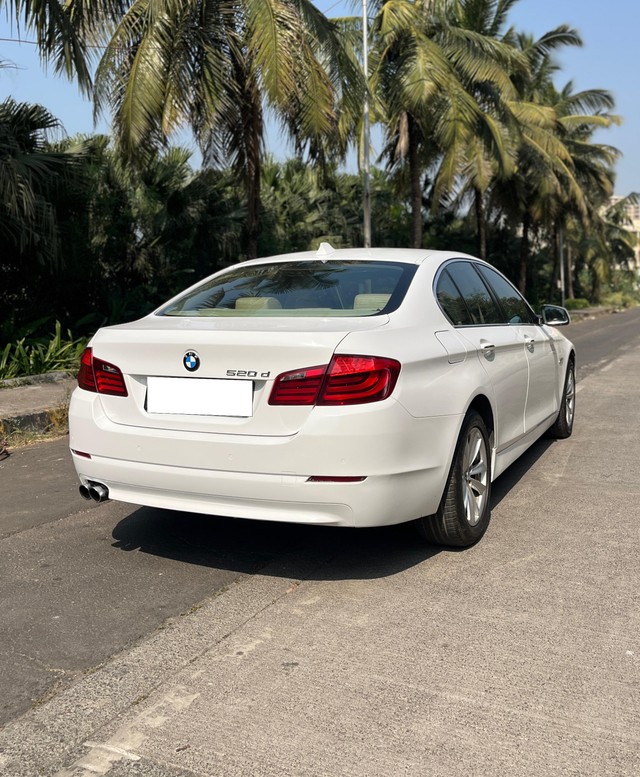 Second-hand 2014 BMW 5 Series 520d Luxury Line for sale in Mumbai-48
