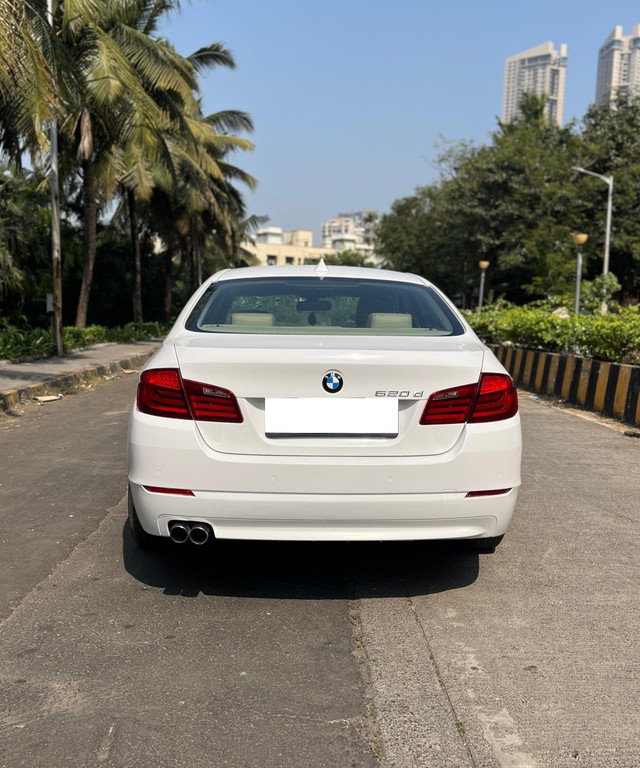 Second-hand 2014 BMW 5 Series 520d Luxury Line for sale in Mumbai-2