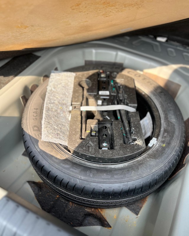 Second-hand 2024 Skoda Slavia 1.0 TSI Style AT for sale in Mumbai-5