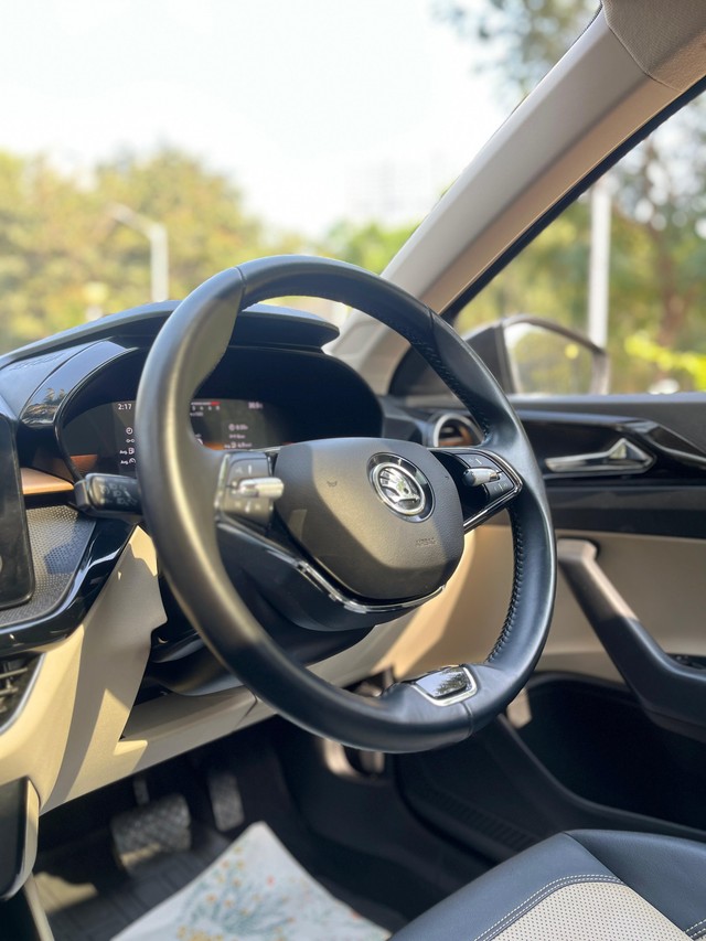 Second-hand 2024 Skoda Slavia 1.0 TSI Style AT for sale in Mumbai-7