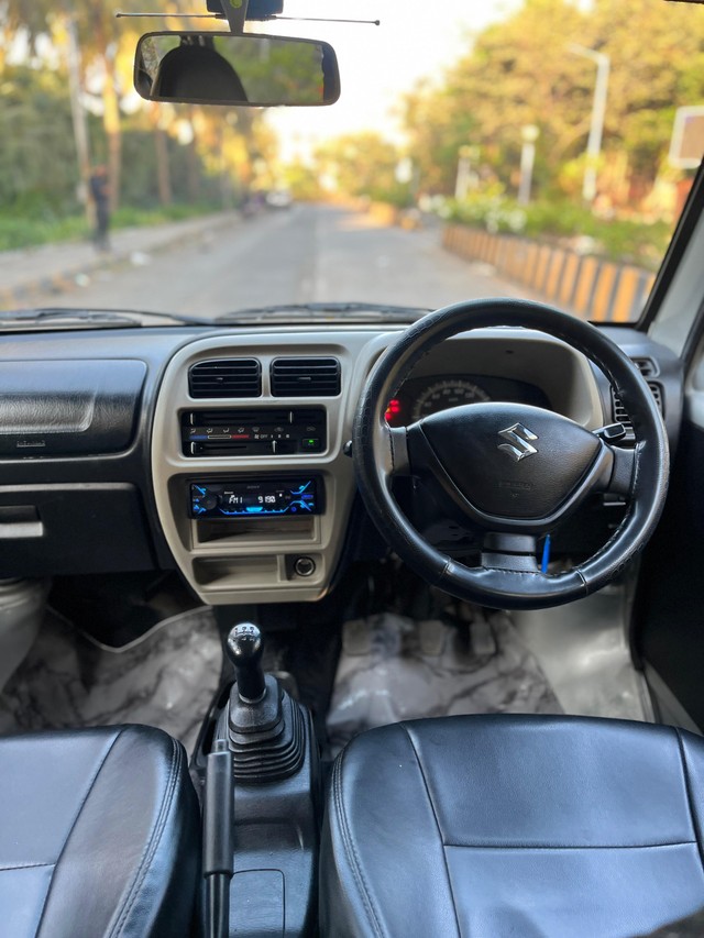 Second-hand 2022 Maruti Suzuki Eeco 5 Seater AC CNG BSVI for sale in Mumbai-25