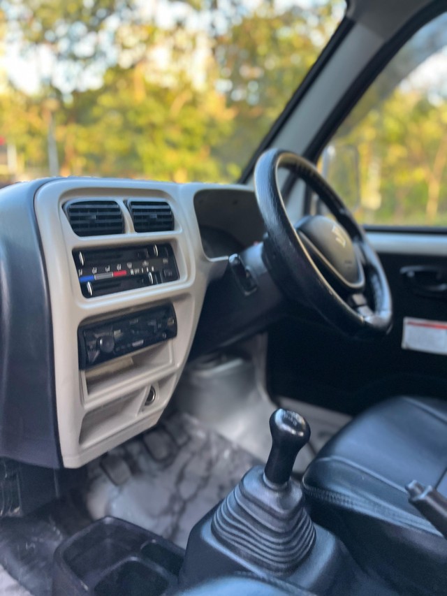 Second-hand 2022 Maruti Suzuki Eeco 5 Seater AC CNG BSVI for sale in Mumbai-19