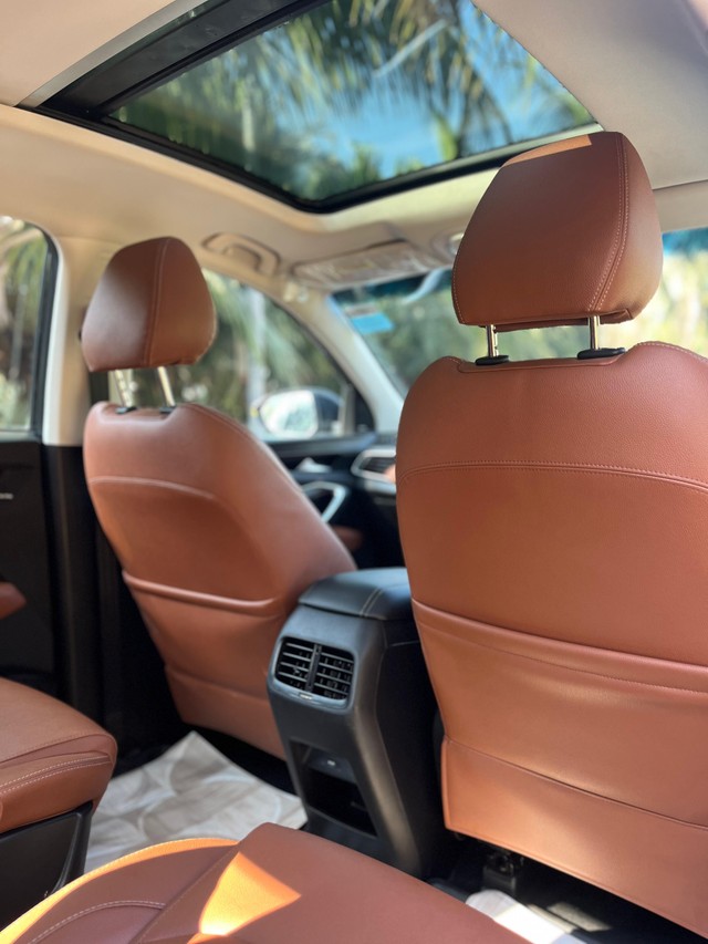 MG Hector Plus Sharp DCT Second-hand 2020 MG Hector Plus Sharp DCT for sale in Mumbai-18