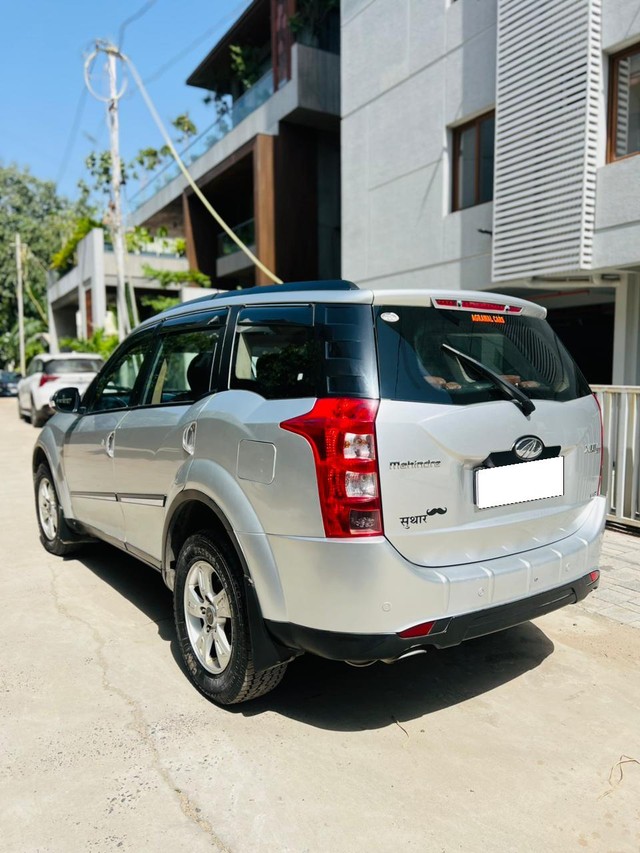 Second-hand 2014 Mahindra XUV500 W8 2WD for sale in Vadodara-8