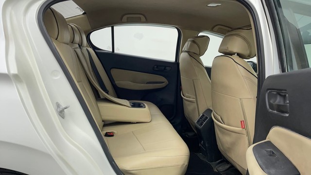 Second-hand 2022 Honda City 1.5 V MT Exclusive for sale in Chennai-26