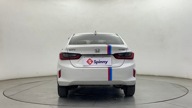 Second-hand 2022 Honda City 1.5 V MT Exclusive for sale in Chennai-4