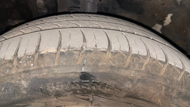 Second-hand 2022 Honda City 1.5 V MT Exclusive for sale in Chennai-37