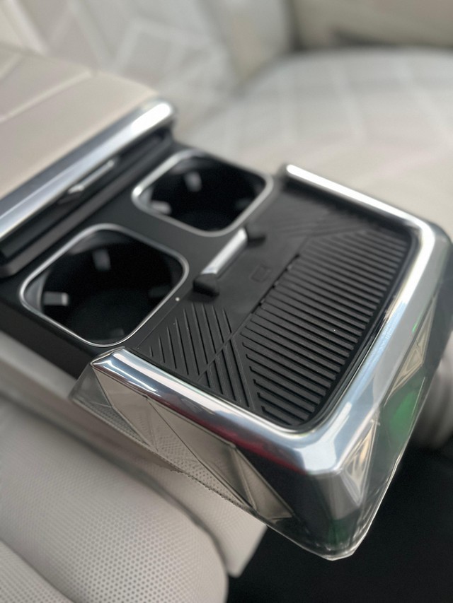 BMW i7 eDrive50 M Sport Second-hand 2024 BMW i7 eDrive50 M Sport for sale in Mumbai-36