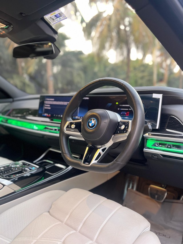 BMW i7 eDrive50 M Sport Second-hand 2024 BMW i7 eDrive50 M Sport for sale in Mumbai-49
