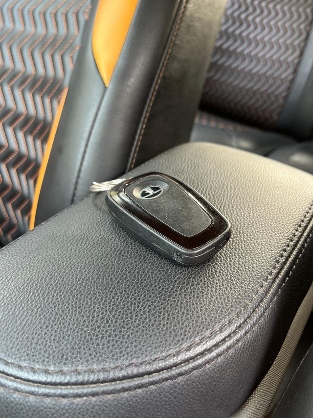 Second-hand 2019 Tata Nexon 1.2 Revotron XZA Plus for sale in Mumbai-45