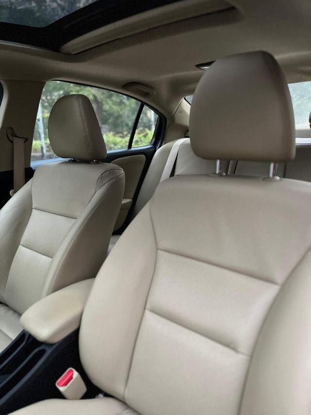 Second-hand 2017 Honda City i-VTEC CVT VX for sale in Mumbai-33