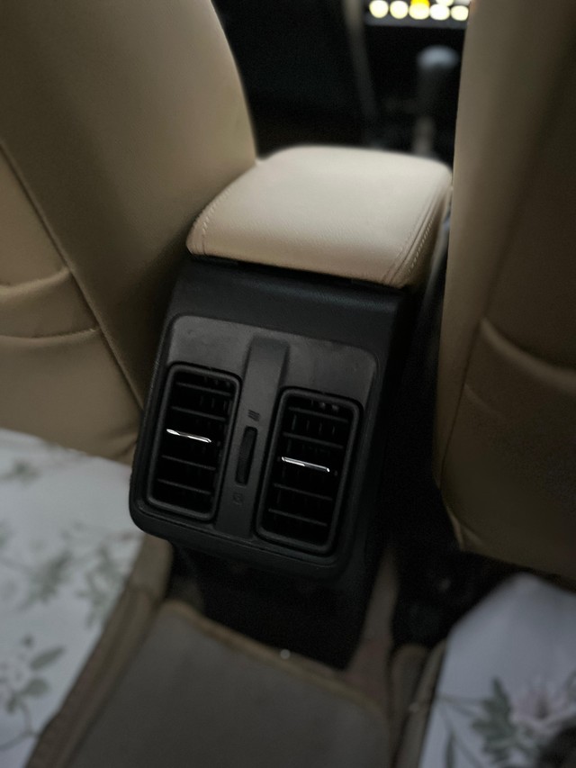 Second-hand 2017 Honda City i-VTEC CVT VX for sale in Mumbai-5