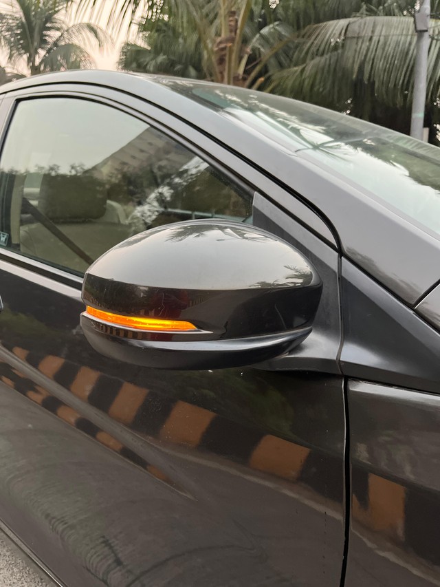 Second-hand 2017 Honda City i-VTEC CVT VX for sale in Mumbai-36