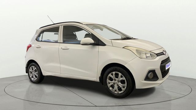 Hyundai Grand i10 CRDi Sportz Second-hand 2015 Hyundai Grand i10 CRDi Sportz for sale in Lucknow