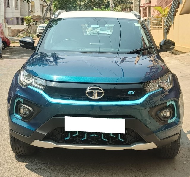 Second-hand 2021 Tata Nexon EV XZ Plus for sale in Bangalore-3