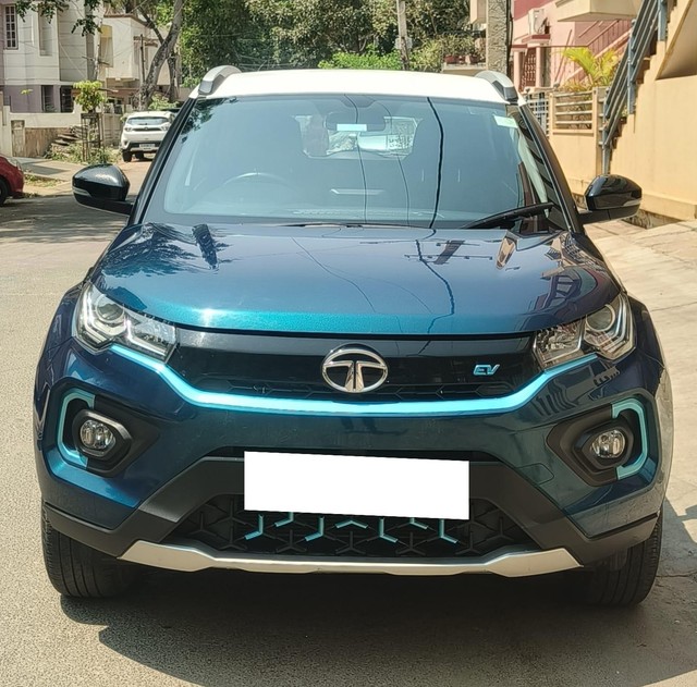 Second-hand 2021 Tata Nexon EV XZ Plus for sale in Bangalore-7