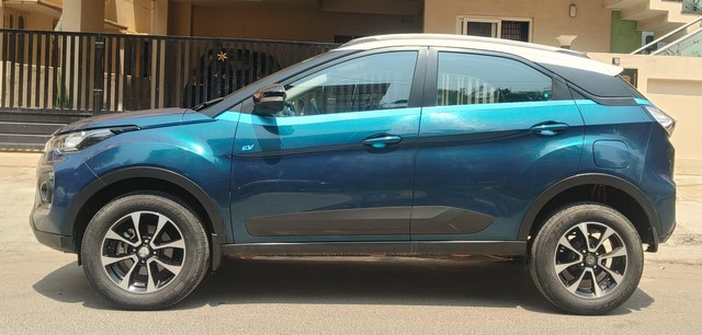 Second-hand 2021 Tata Nexon EV XZ Plus for sale in Bangalore-2
